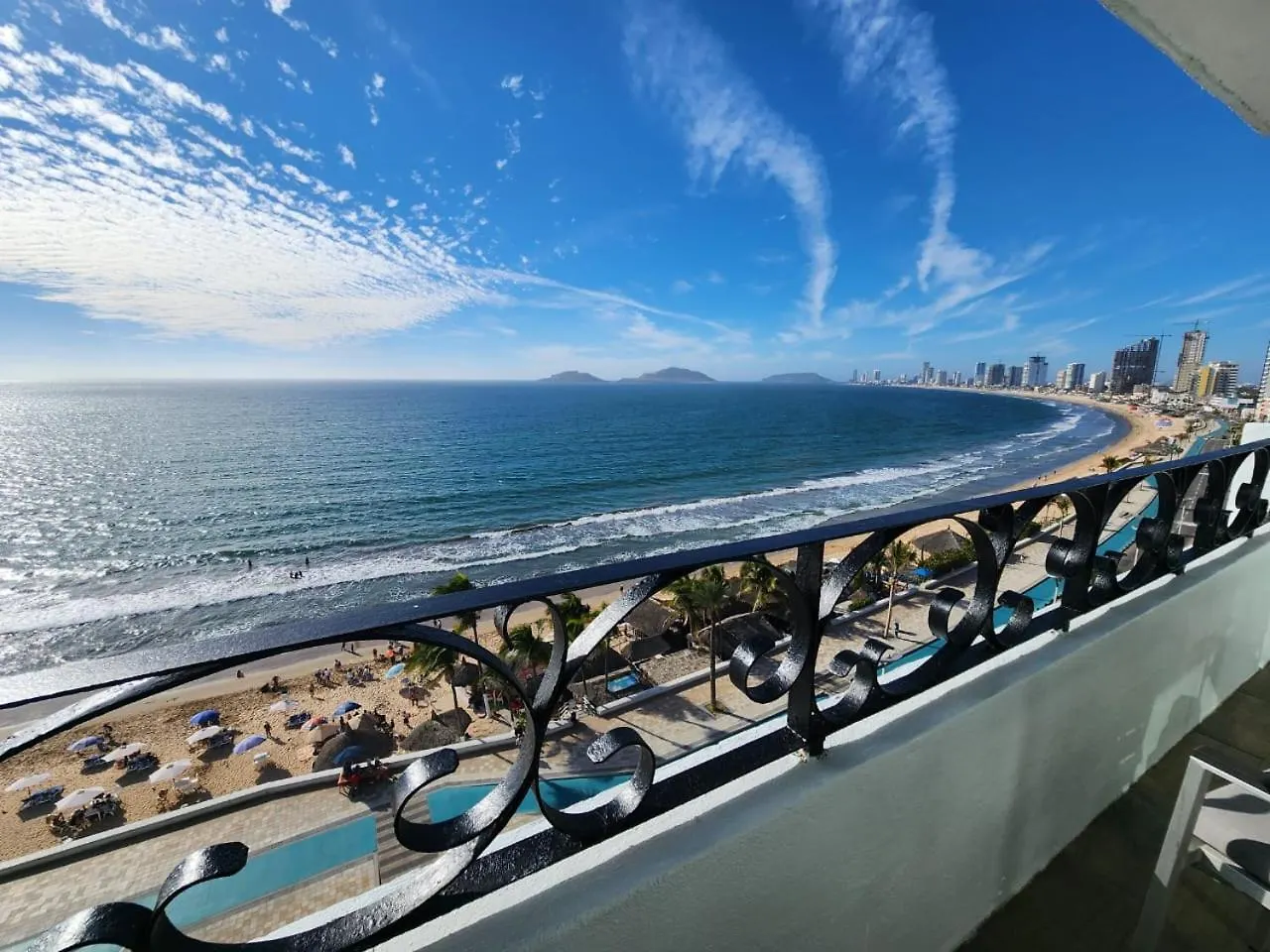 Hacienda Mazatlan Sea View Hotel